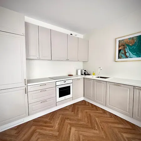 Lägenhet White Glove Prestige Nowe Zatorze *