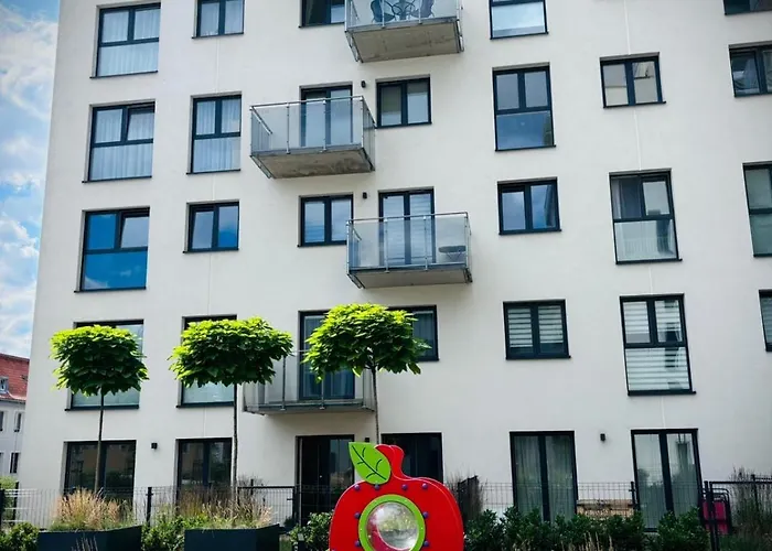 White Glove Prestige Nowe Zatorze 公寓